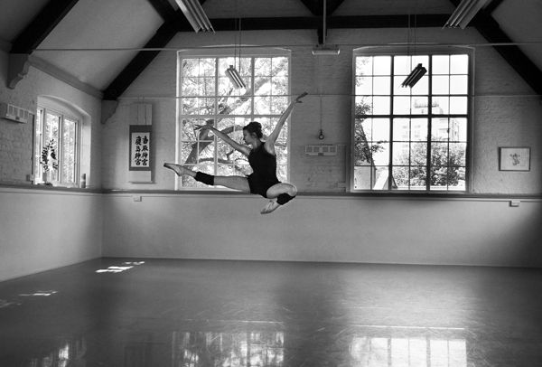 High jump by Michelle Buckley, Dance Photo London